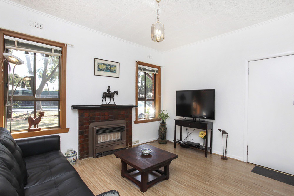 96 Duke Street, Braybrook, VIC 3019 - Thumbnail 2 - 19/05/2019