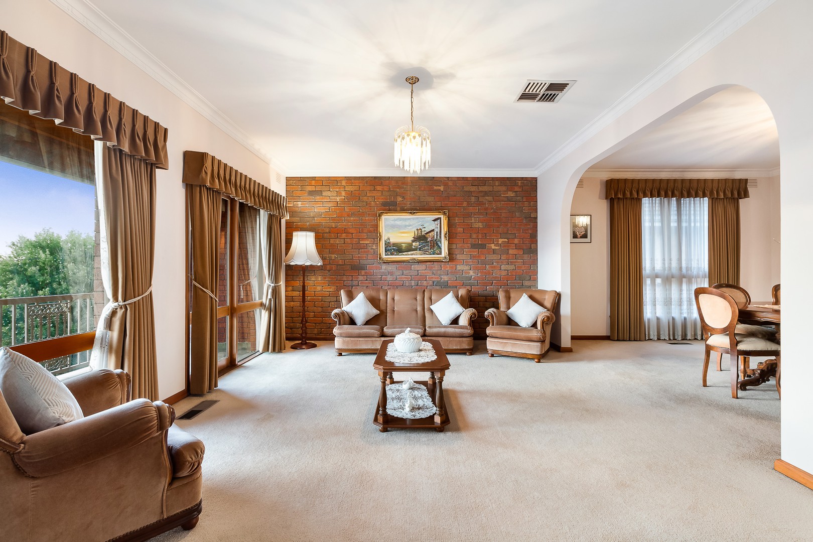 42 Jacana Avenue, Templestowe Lower, VIC 3107 - Thumbnail 2 - 19/05/2019