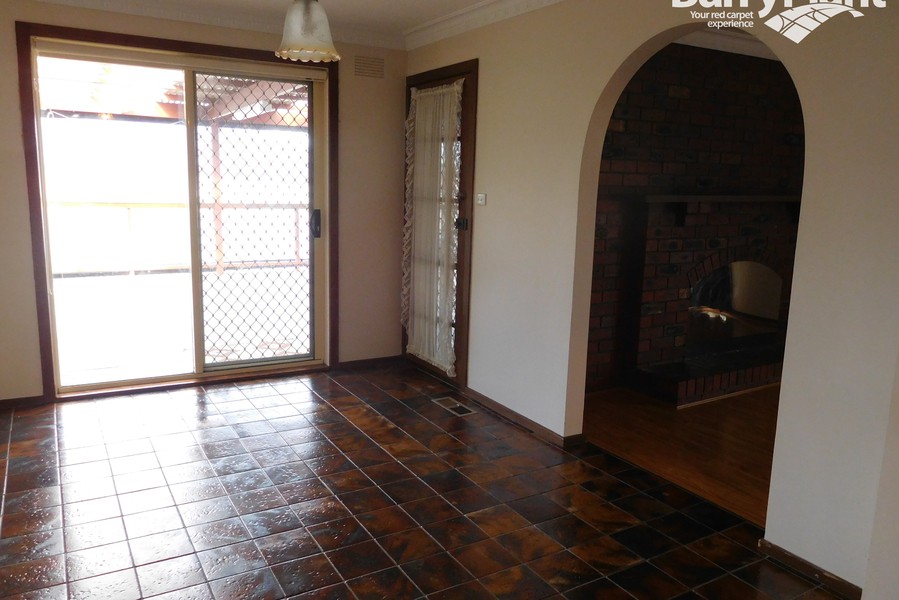 10 Trentwood Road, Narre Warren, VIC 3805 - Thumbnail 2 - 24/05/2019