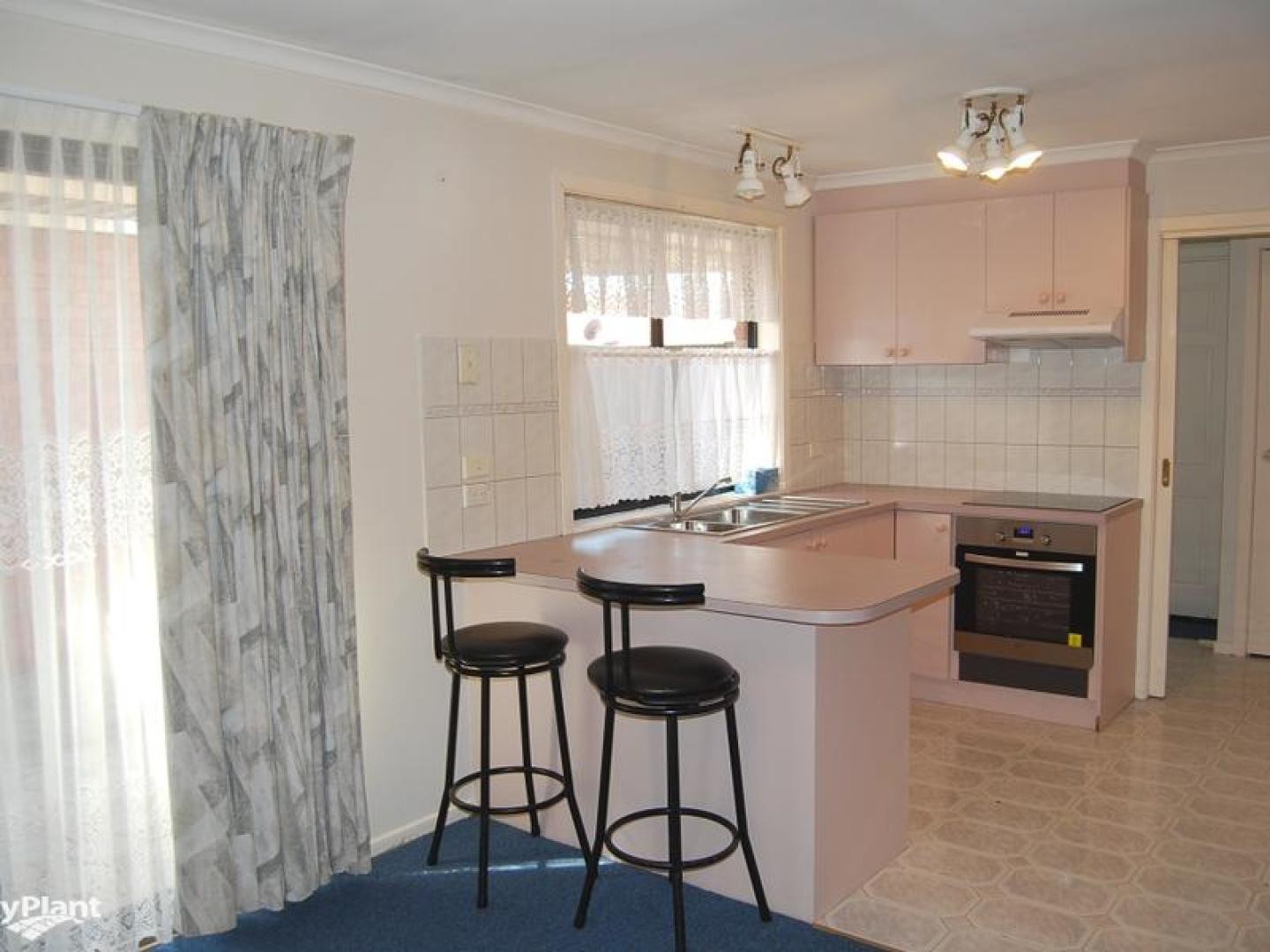 6 Danthonia Street, Delahey, VIC 3037 - Thumbnail 2 - 24/05/2019