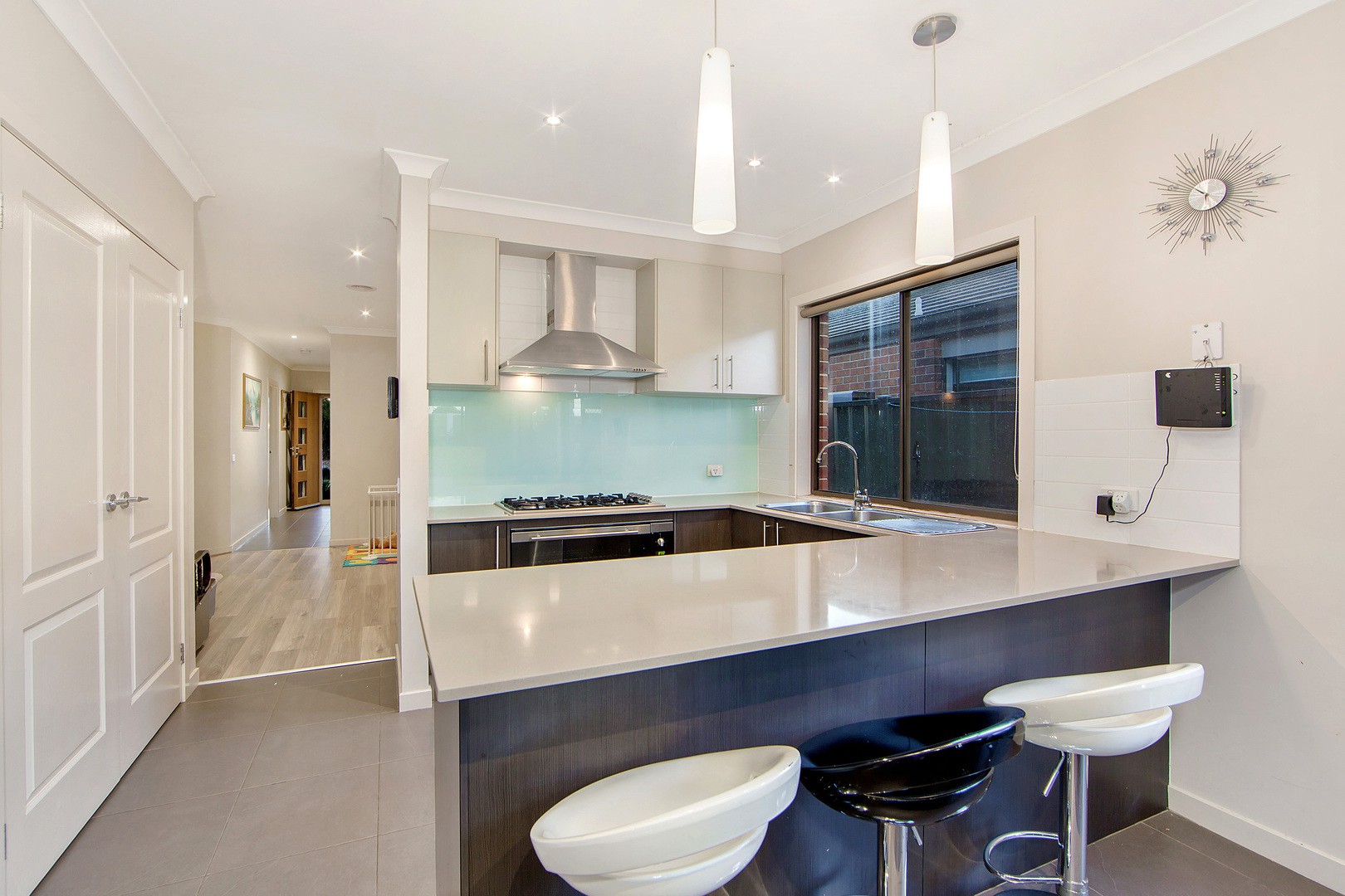 33 O'connor Road, Deer Park, VIC 3023 - Thumbnail 1 - 19/05/2019