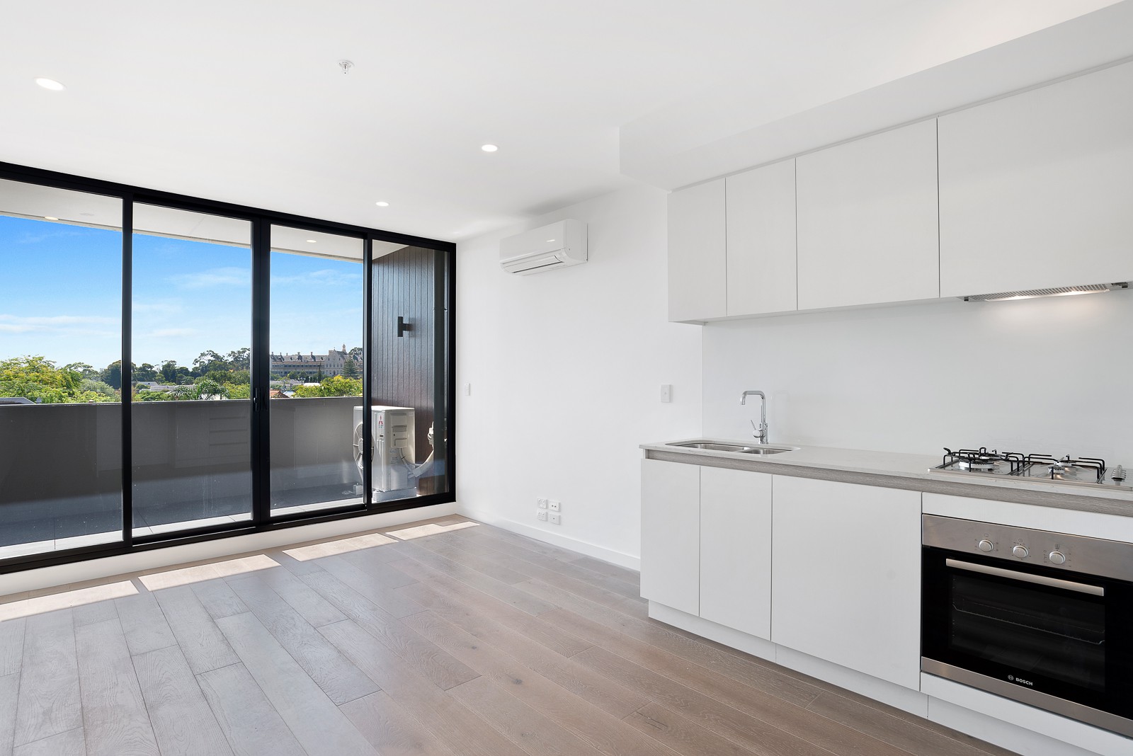 206/64-66 St Georges Road, Northcote, VIC 3070 - Thumbnail 1 - 24/05/2019