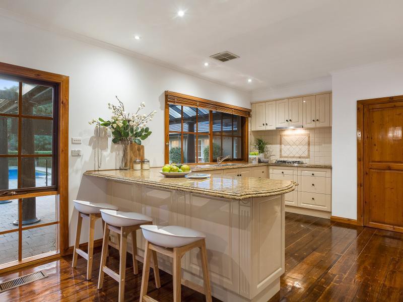19 Flora Road, Donvale, VIC 3111, Donvale - Thumbnail 8