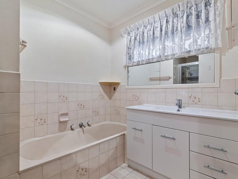 24 Rowan Street, Doncaster East, VIC 3109, Doncaster East - Thumbnail 4