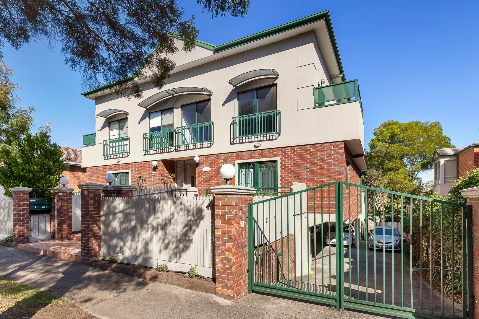 2/38 Solent Cres, Norwest, NSW, 2153, Norwest - Thumbnail 2