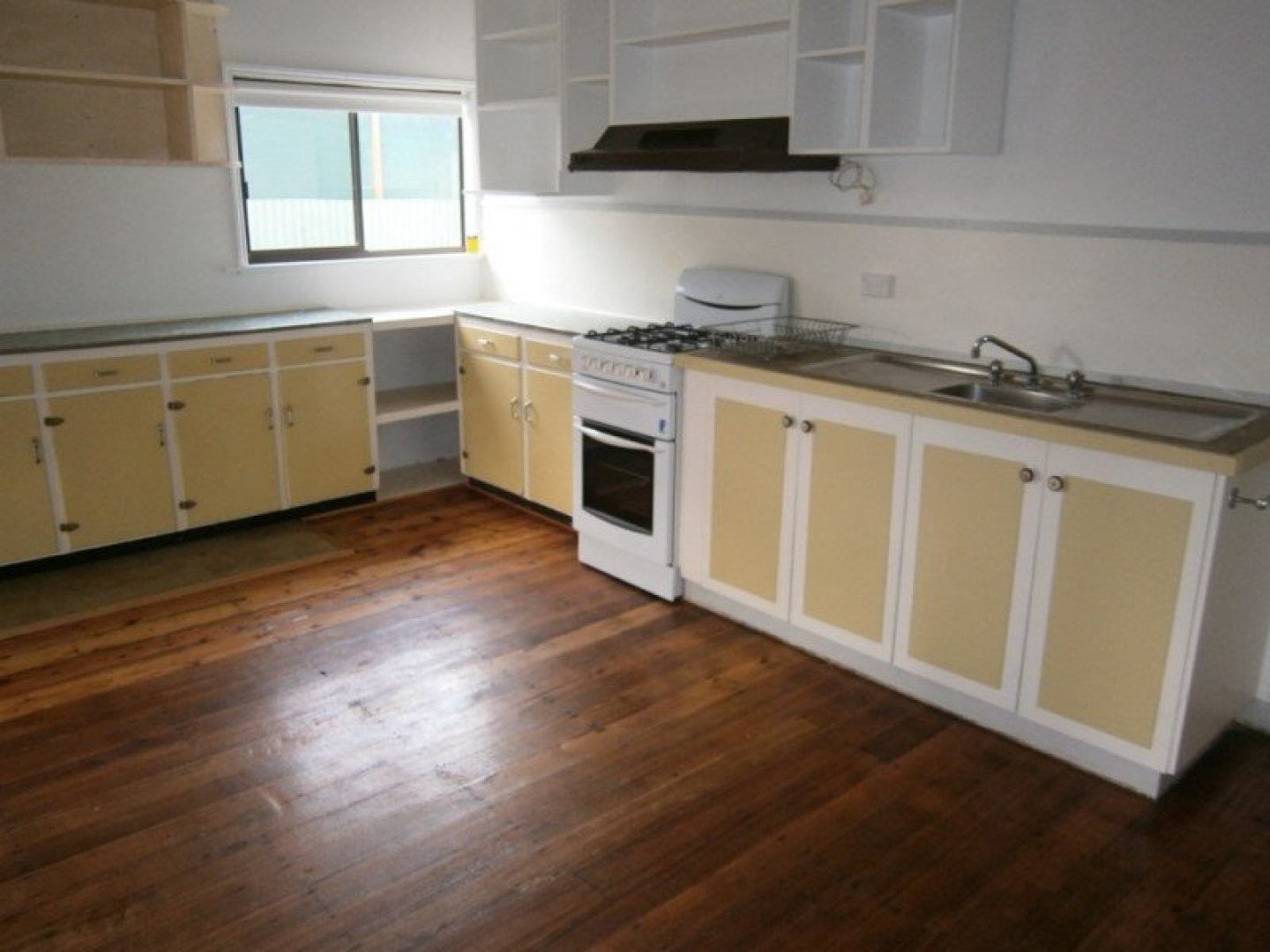 112 Magnolia Avenue, Mildura, VIC 3500 - Thumbnail 1 - 24/05/2019