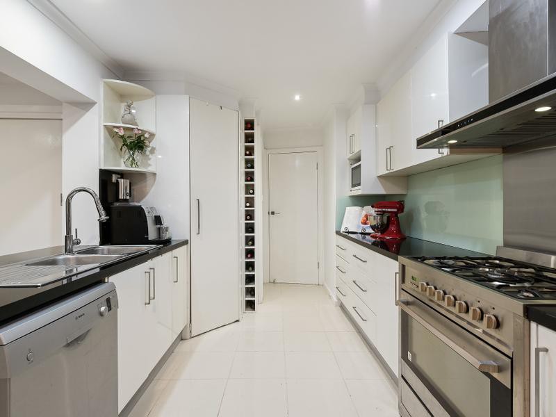 5 Dundas CourtDoncaster East, VIC 3109, Doncaster East - Thumbnail 4