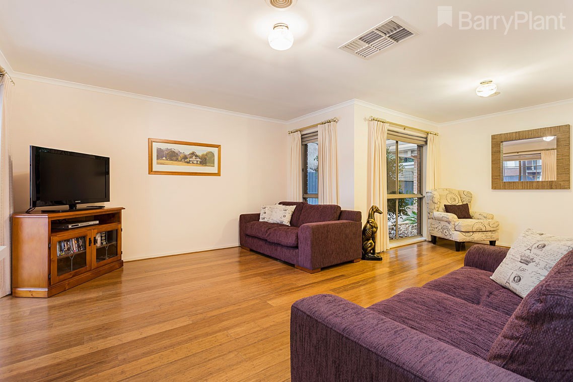 3 Selwood Place, Altona Meadows, VIC 3028 - Thumbnail 1 - 19/05/2019