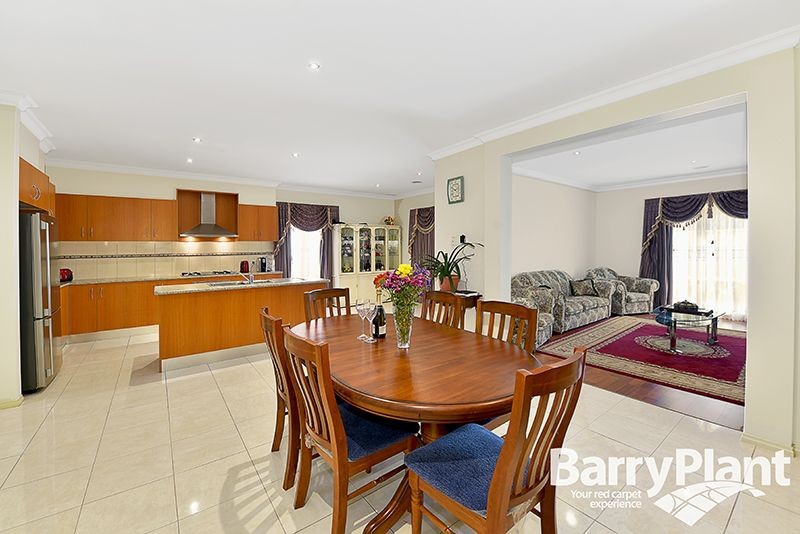35a Jolimont Place, Dingley Village, VIC 3172 - Thumbnail 1 - 19/05/2019