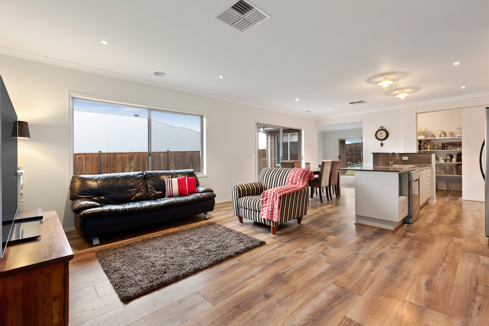 5 Fulani Court, Doreen, VIC 3754 - Thumbnail 2 - 19/05/2019