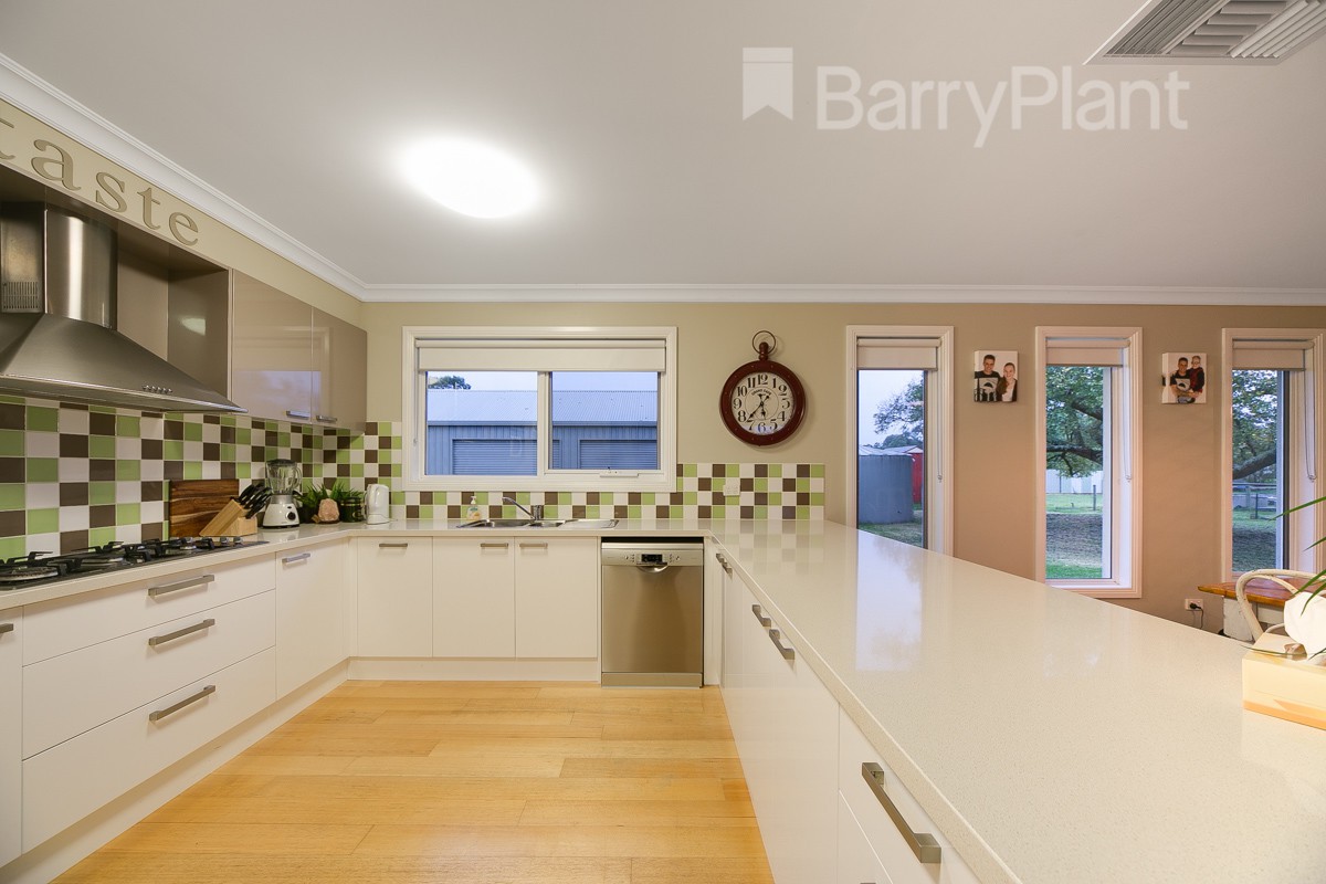 44 Beazley Road, Cardinia, VIC 3978 - Thumbnail 2 - 19/05/2019