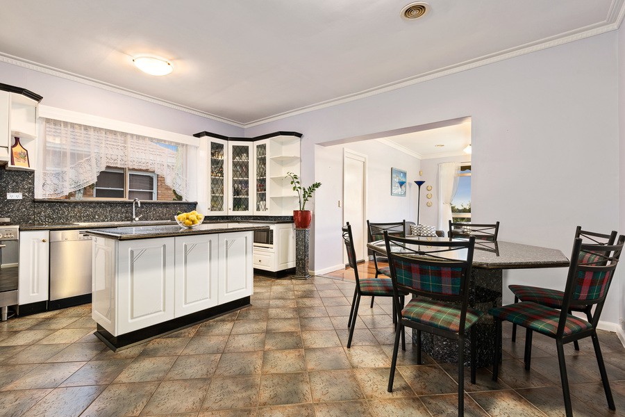 41 Lilian Street, Bulleen, VIC 3105, Bulleen - Thumbnail 3
