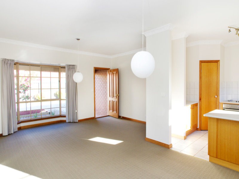 2/62 Marshall Street, Newtown, VIC 3220 - Thumbnail 1 - 24/05/2019