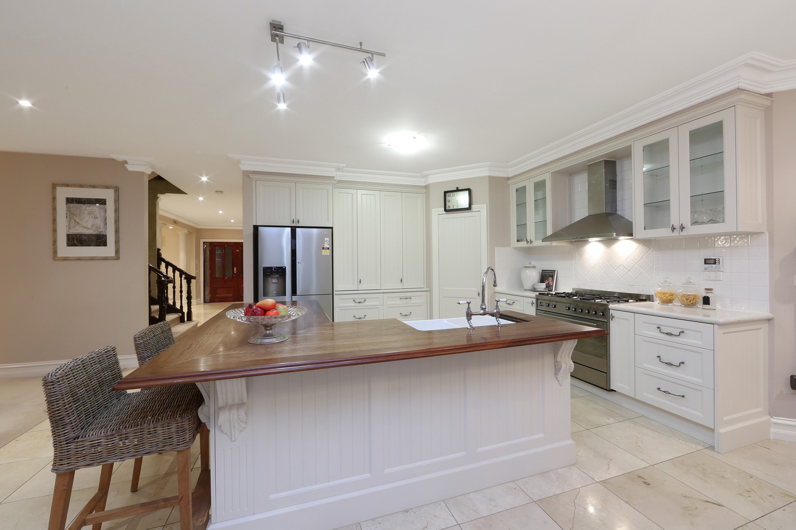 17 Heritage Way, Lysterfield, VIC 3156 - Thumbnail 2 - 19/05/2019