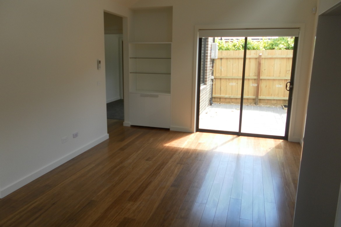 2/147 Purinuan Road, Reservoir, VIC 3073 - Thumbnail 2 - 24/05/2019