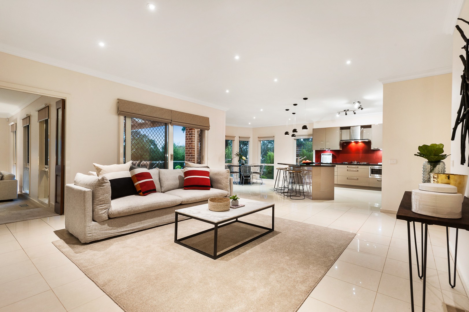 7 Tikalara Place, Templestowe, VIC 3106 - Thumbnail 2 - 19/05/2019