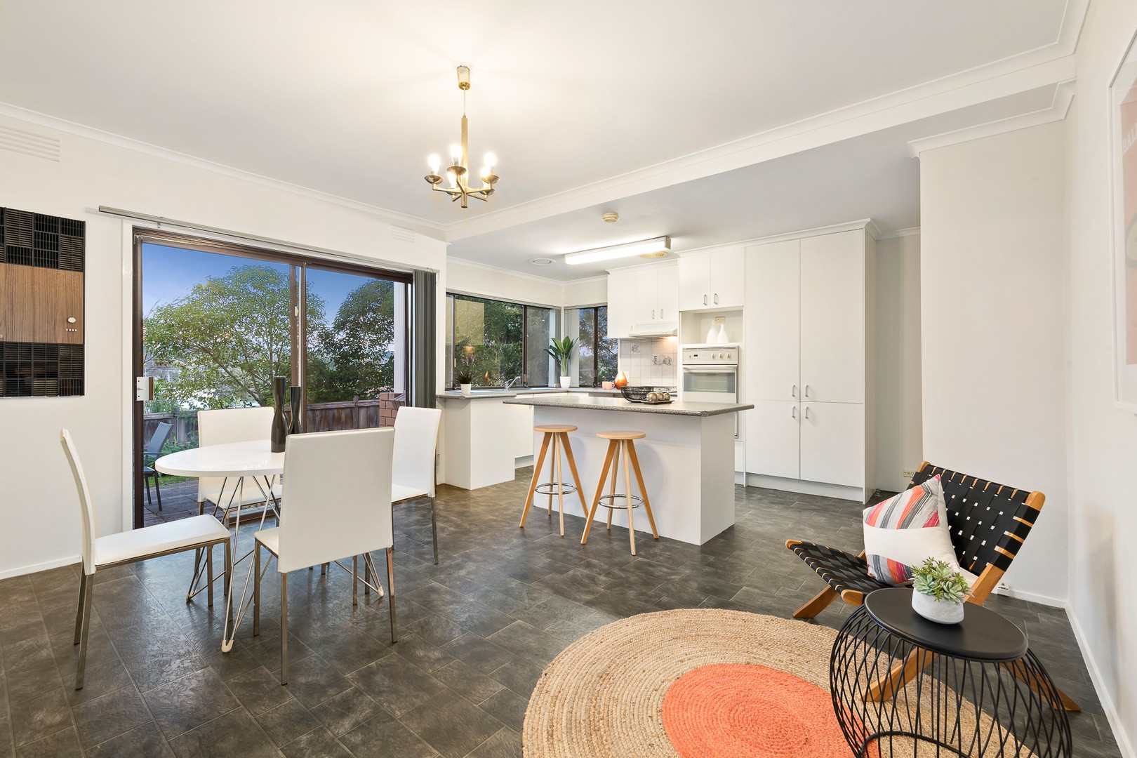 1/5 Harrow Court, Doncaster, VIC 3108, Doncaster - Thumbnail 3