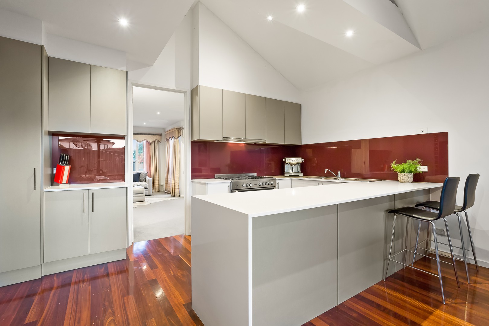 3 Hampshire Road, Doncaster, VIC 3108, Doncaster - Thumbnail 2