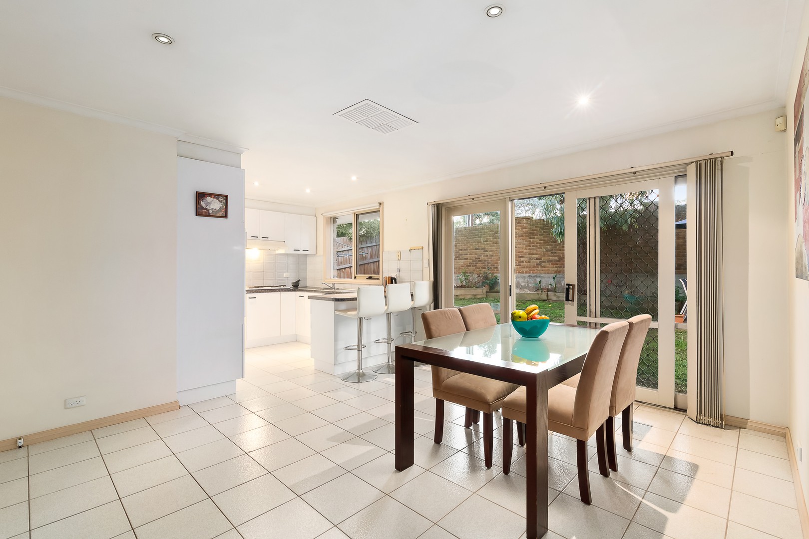 1/60 Thompsons Road, Bulleen, VIC 3105, Point Cook - Thumbnail 3