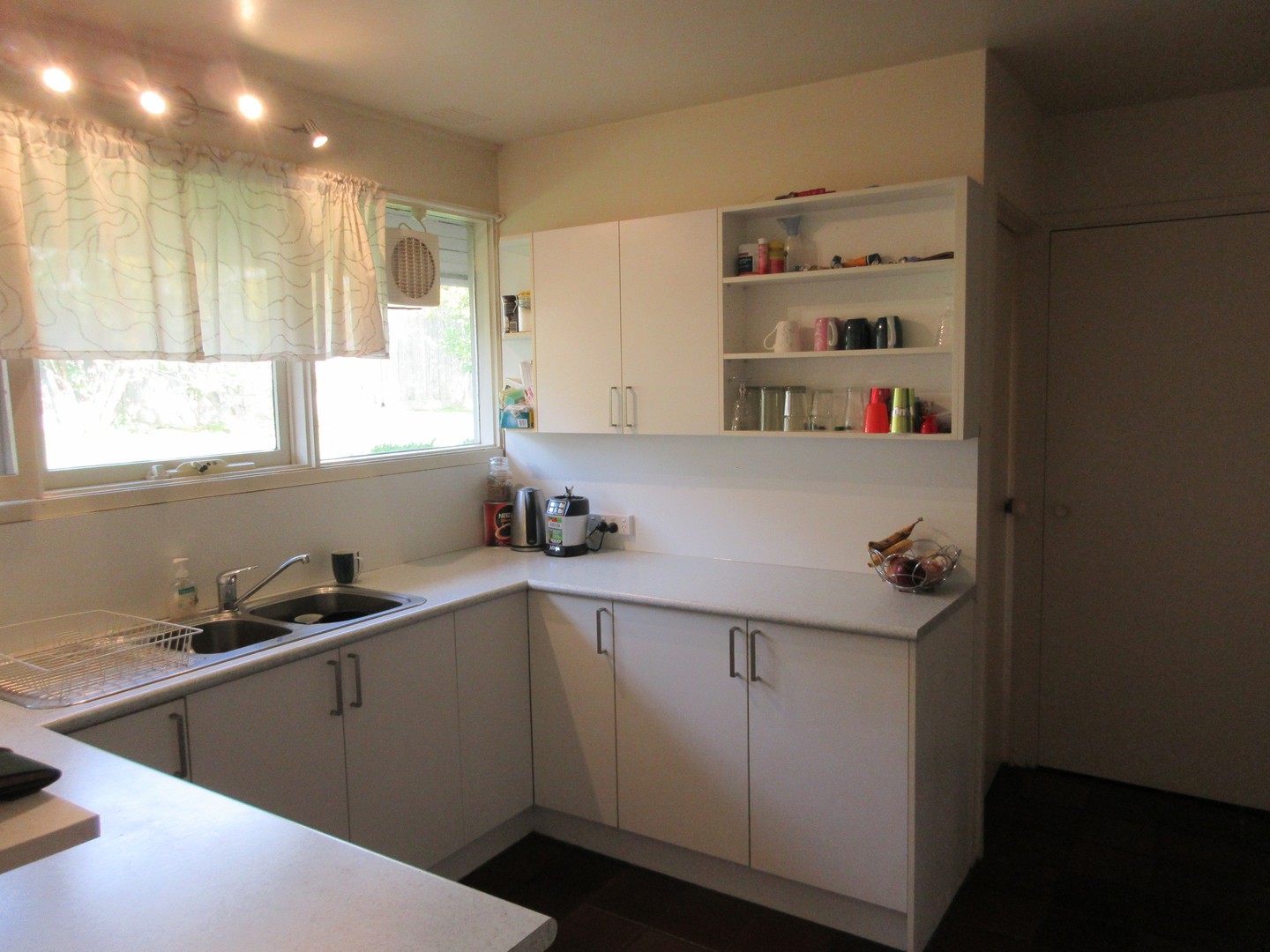 5 Elizabeth
Street, Bayswater, VIC 3153 - Thumbnail 2 - 24/05/2019