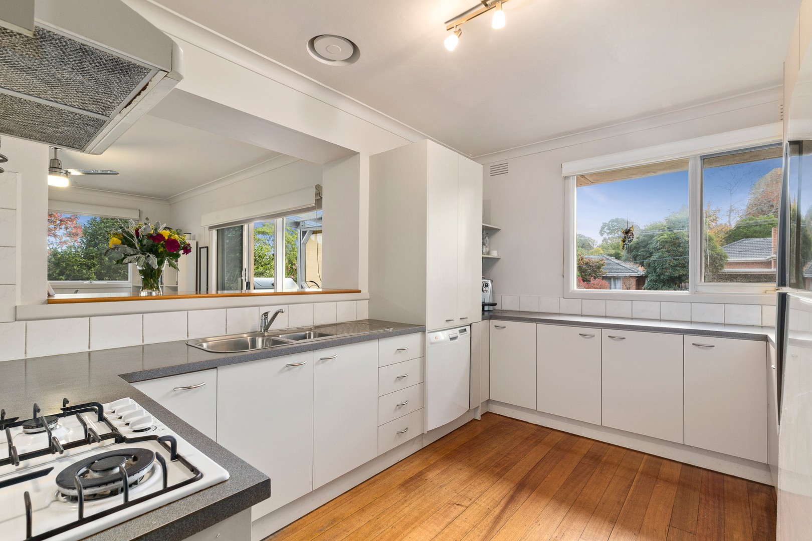 2 Valency CourtMitcham, VIC 3132, Mitcham - Thumbnail 3