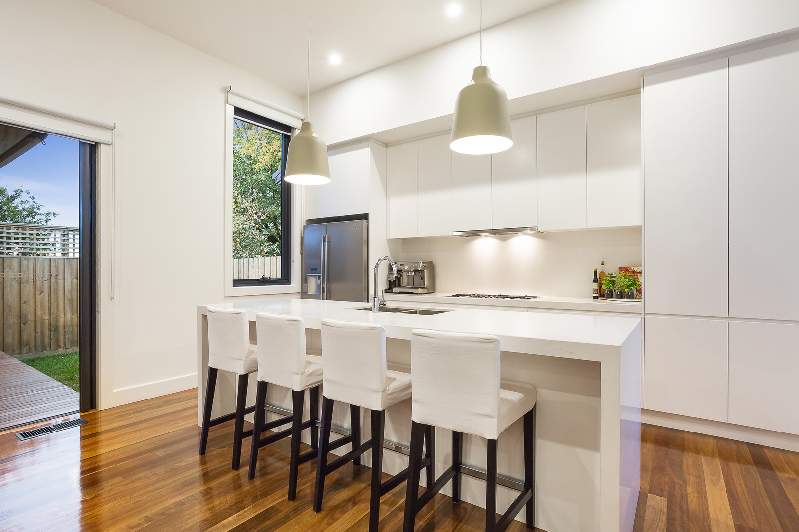 2/5 Rooney StreetTemplestowe Lower, VIC 3107, Templestowe Lower - Thumbnail 4