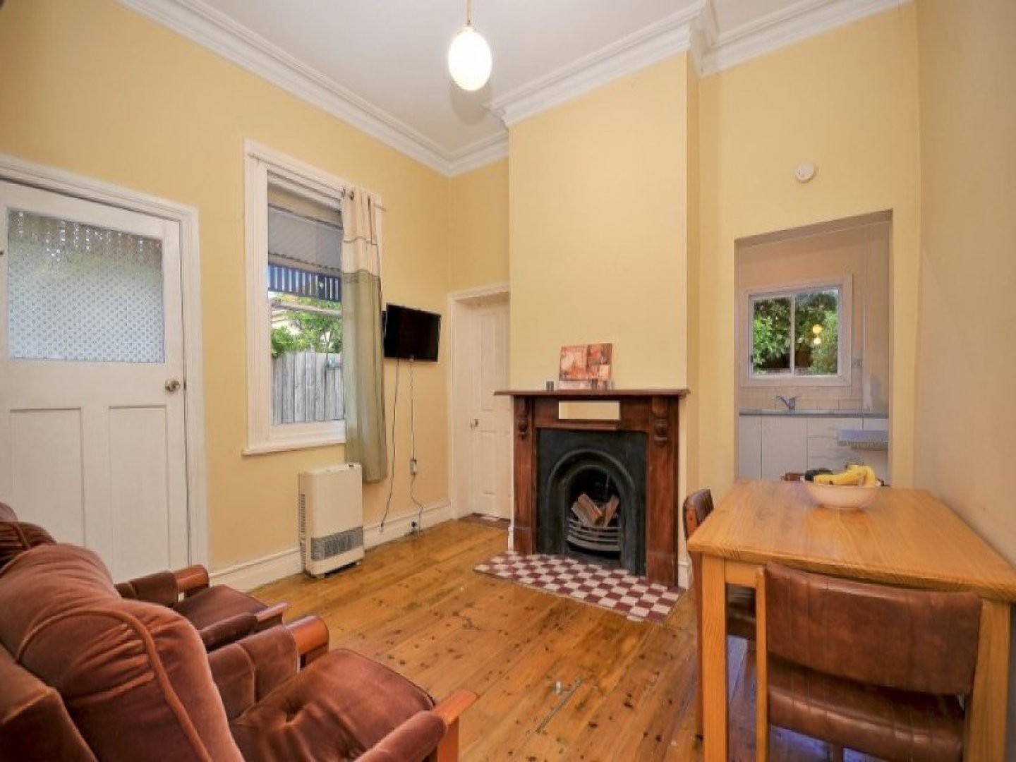 1 Carron Street, Coburg, VIC 3058 - Thumbnail 2 - 24/05/2019