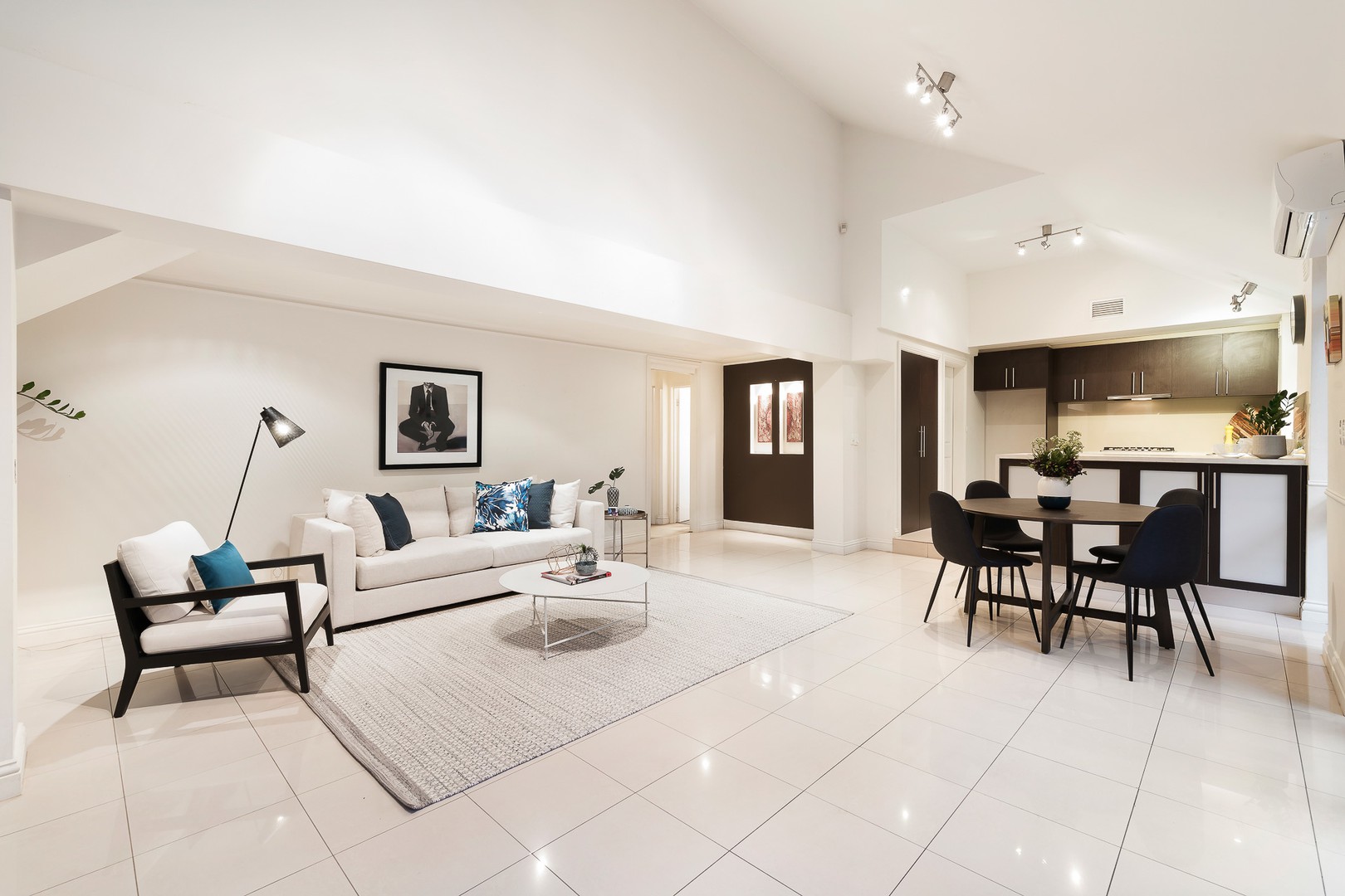 20 Dianne Street, Doncaster East, VIC 3109 - Thumbnail 2 - 19/05/2019