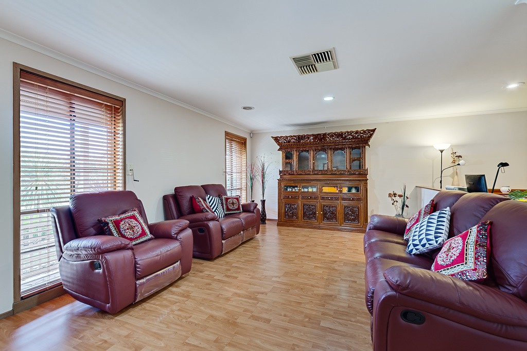 1 Clayton Court, Mill Park, VIC 3082 - Thumbnail 2 - 19/05/2019