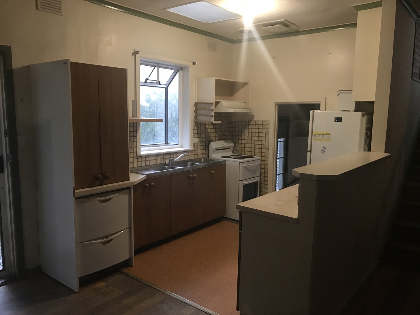 18 Lynwood Crescent, Lower Plenty, VIC 3093 - Thumbnail 2 - 24/05/2019