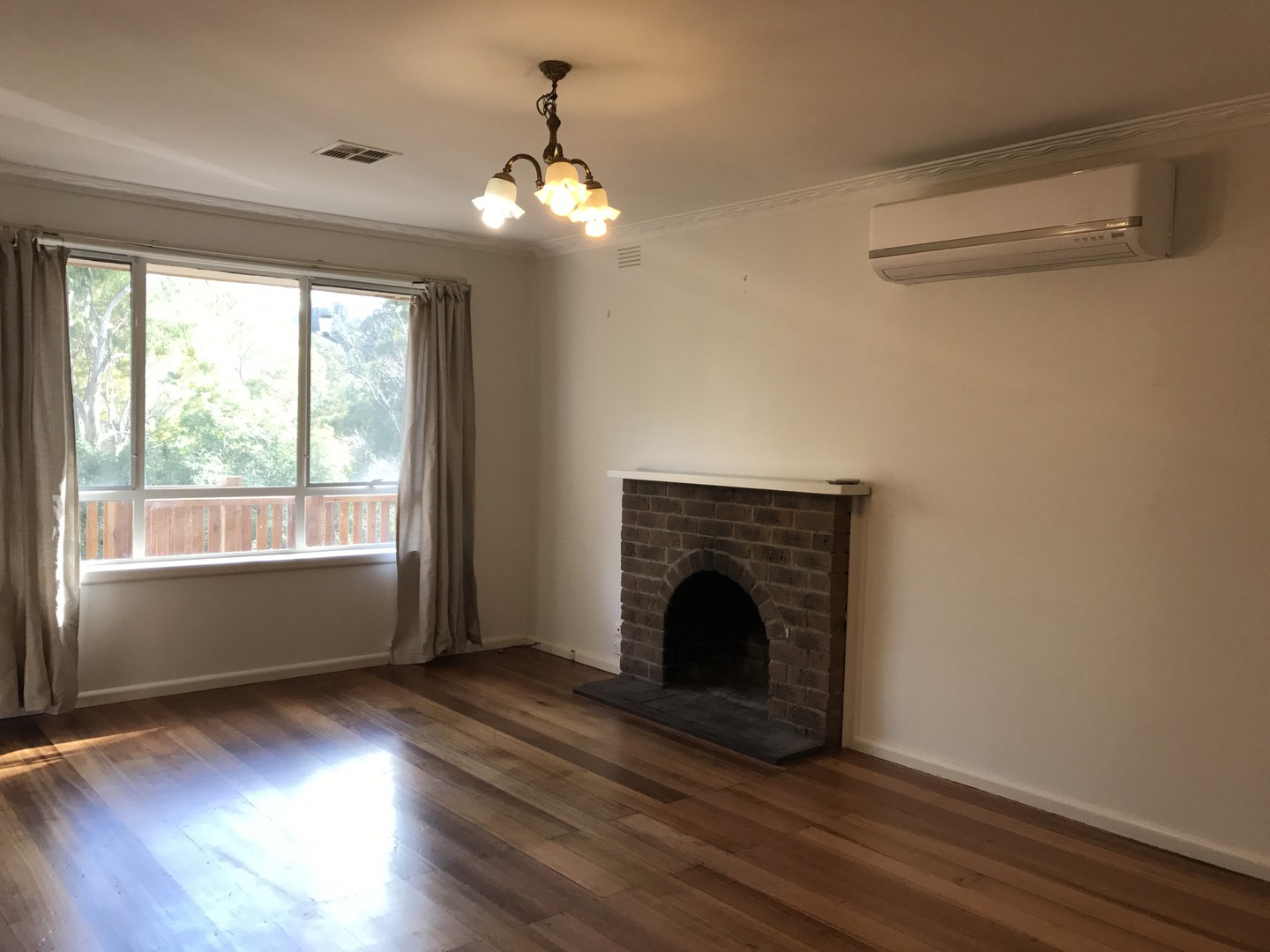 60 Diamond Creek Road, Greensborough, VIC 3088 - Thumbnail 2 - 24/05/2019