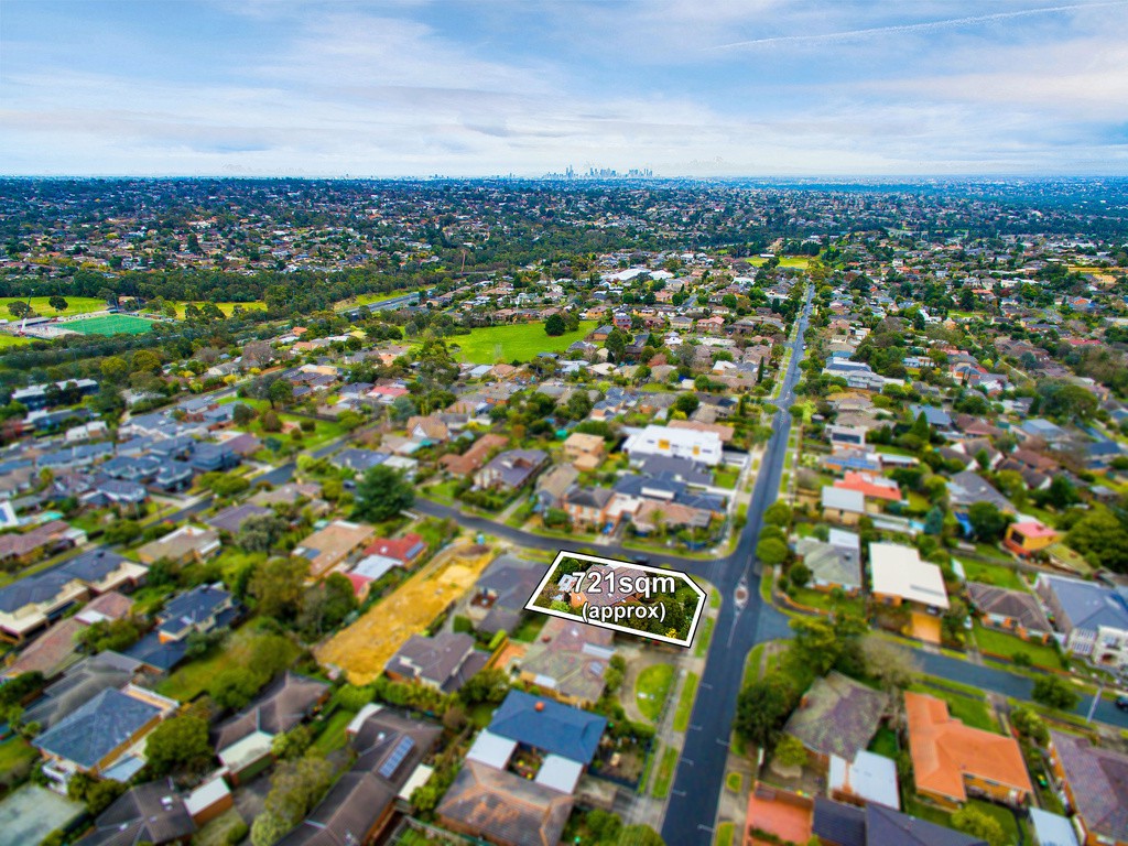 10 Wilsons Road, Doncaster, VIC 3108, Doncaster - Thumbnail 2