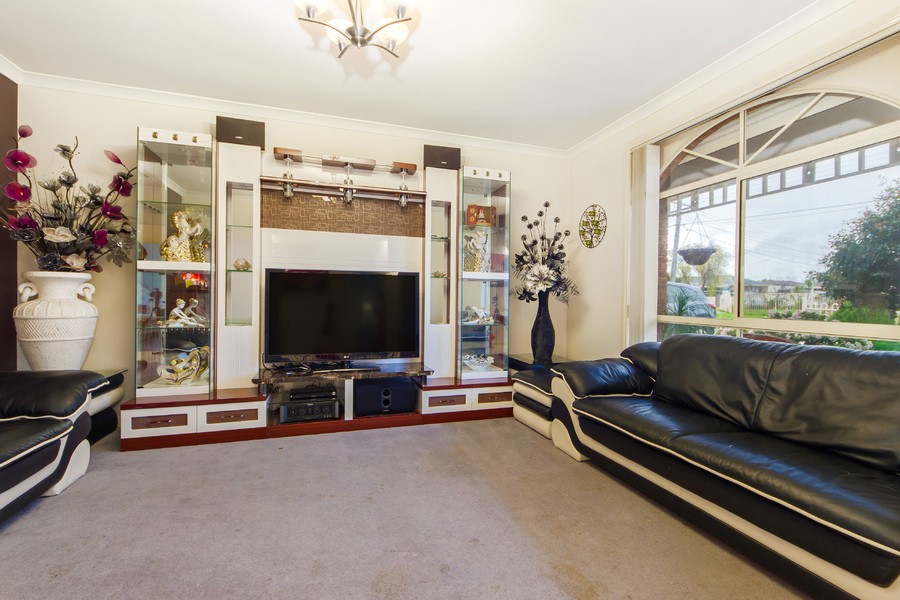 1F Oakwood Road, Albanvale, VIC 3021 - Thumbnail 2 - 19/05/2019