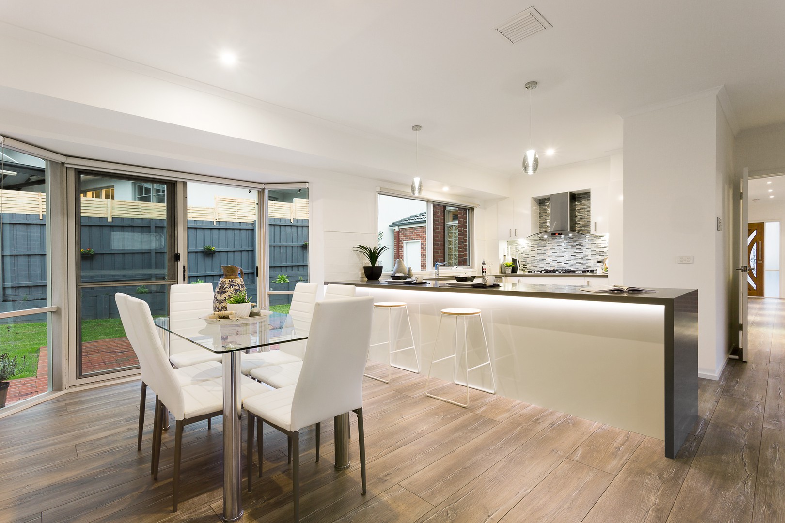 8 Woodhall WyndDonvale, VIC 3111, Donvale - Thumbnail 4