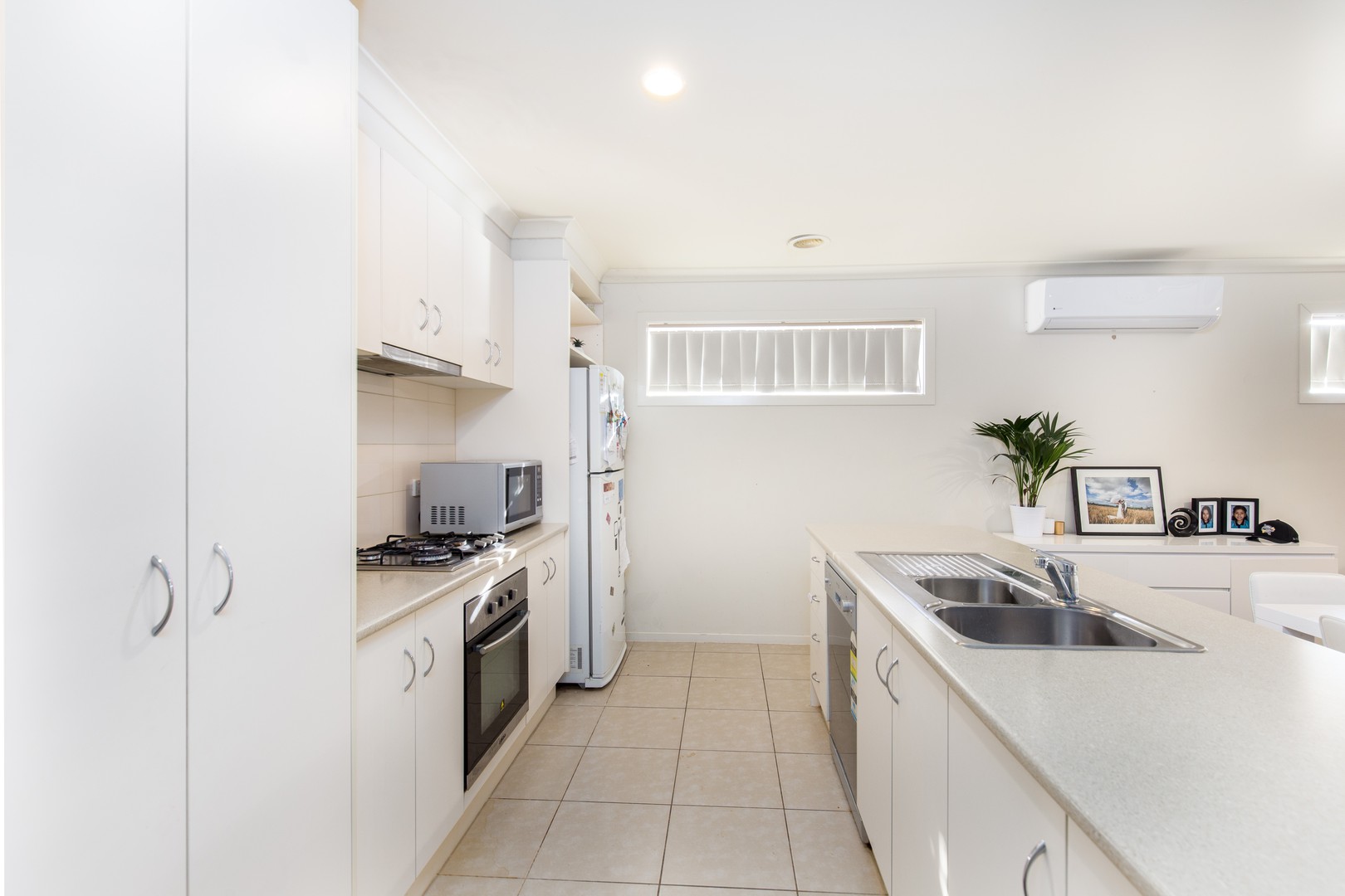80 James Cook Drive, Truganina, VIC 3029 - Thumbnail 1 - 19/05/2019