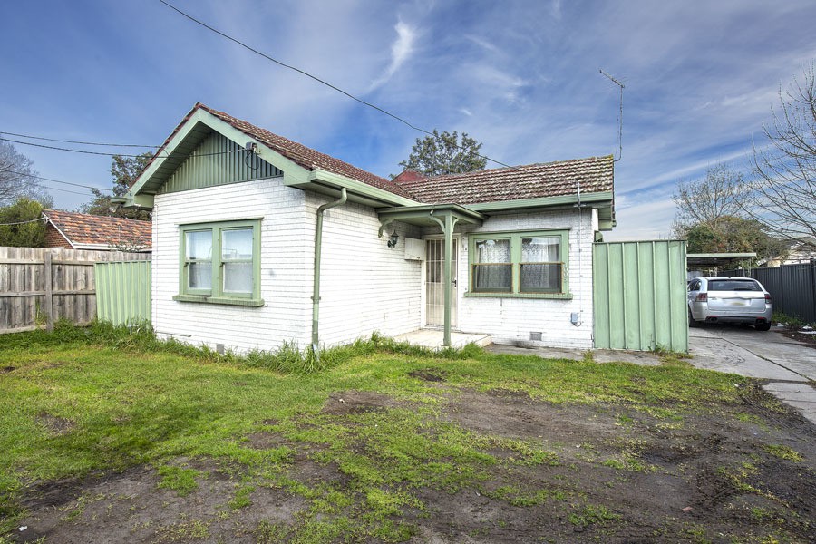 1005 Pascoe Vale Road, Jacana, VIC 3047 - Thumbnail 1 - 19/05/2019