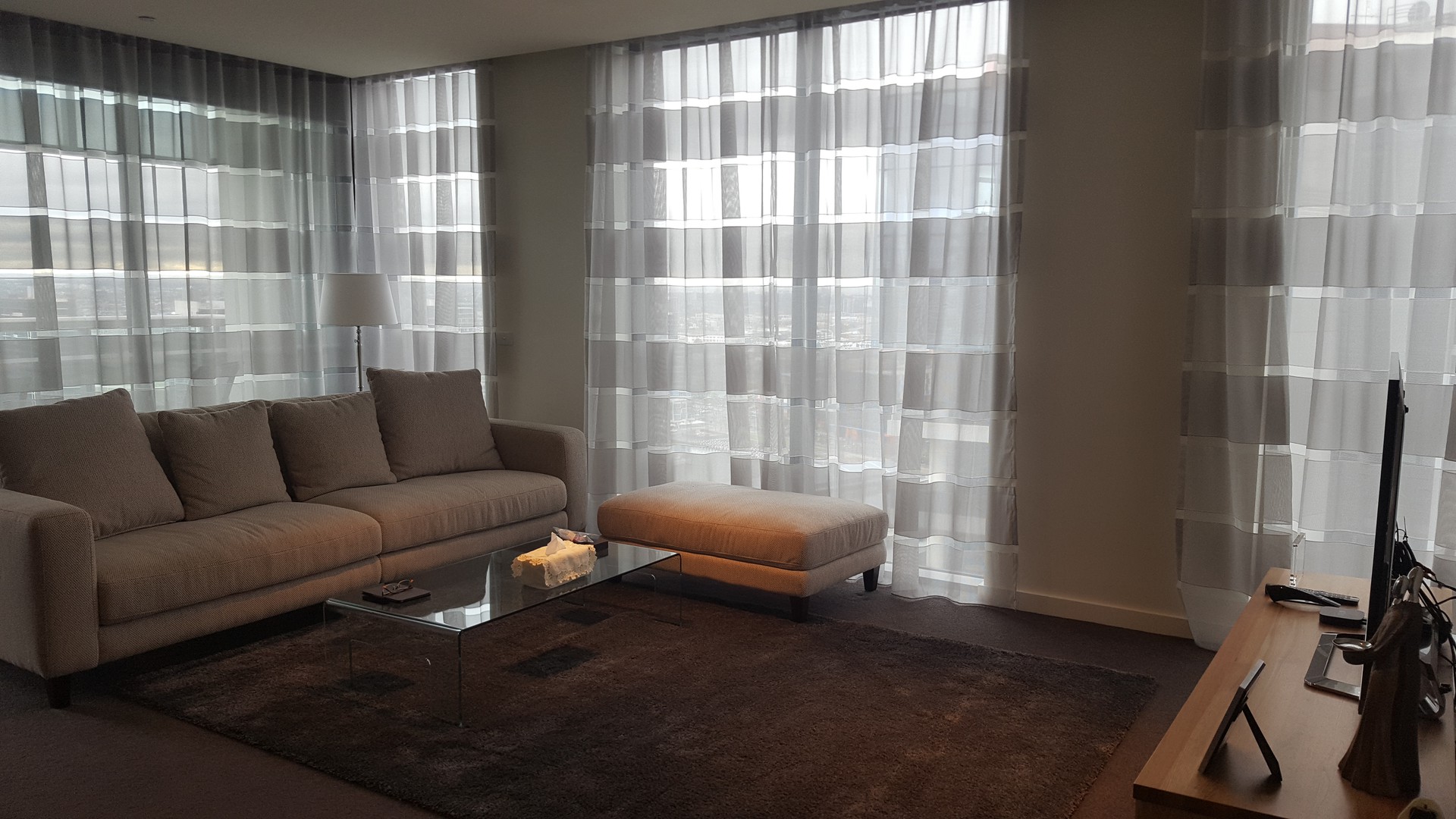 285/8 Waterside Place, Docklands, VIC 3008 - Thumbnail 2 - 24/05/2019