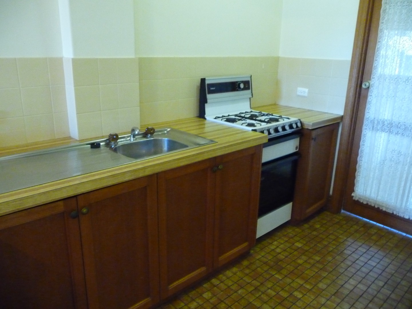 15A Webster Street, Ballarat Central, VIC 3350 - Thumbnail 1 - 24/05/2019