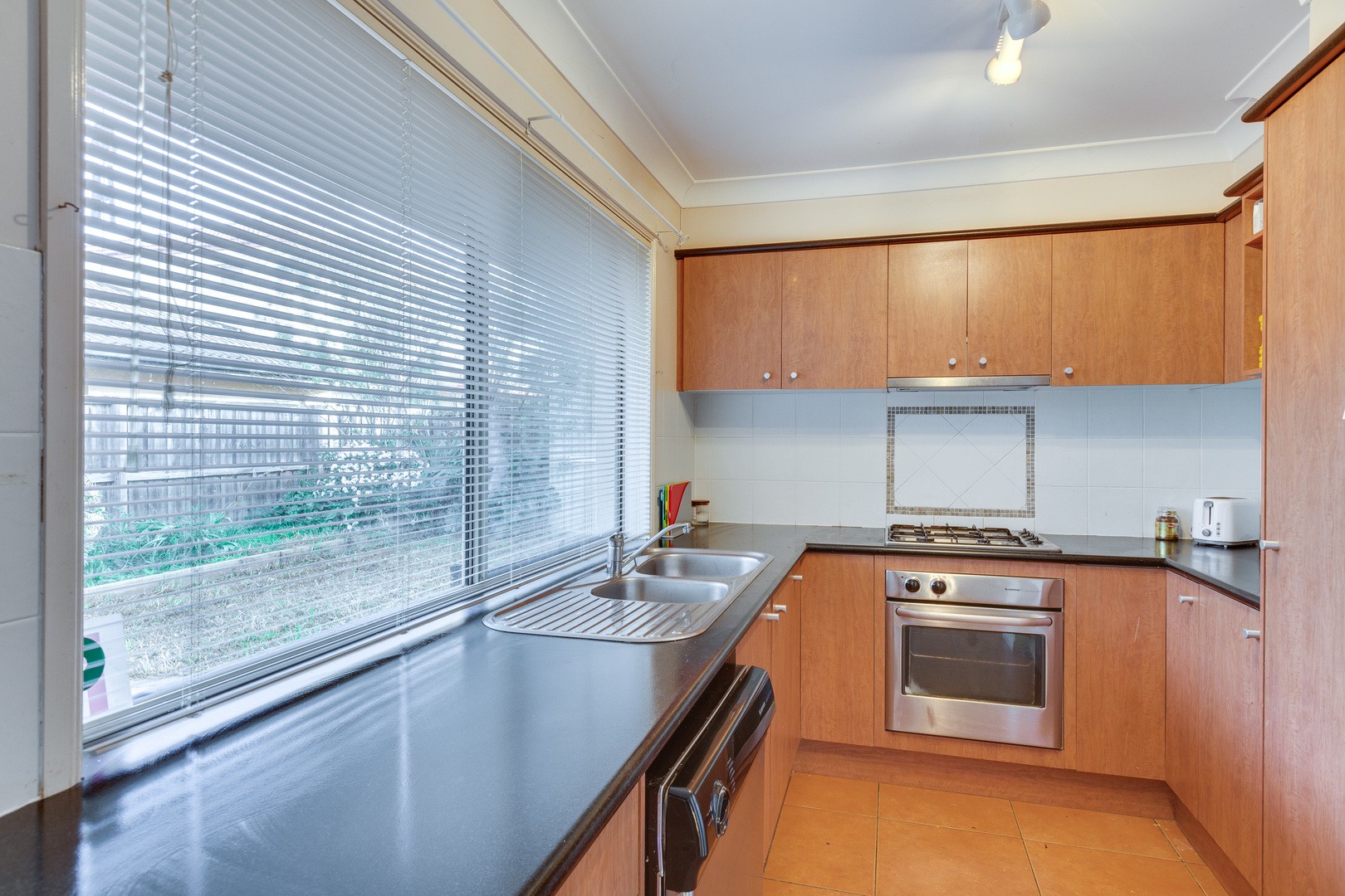 13/330 Sydenham Road, Sydenham, VIC 3037 - Thumbnail 1 - 19/05/2019