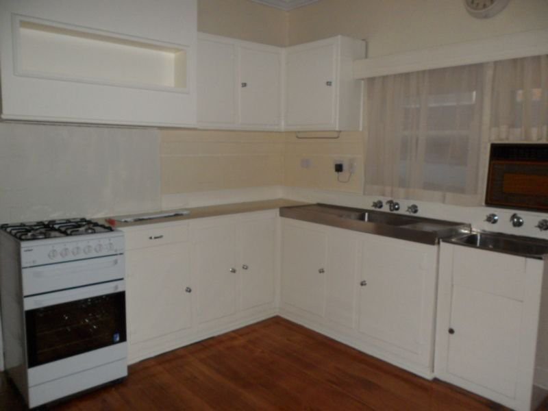 202 Waterdale Road, Ivanhoe, VIC 3079 - Thumbnail 2 - 24/05/2019