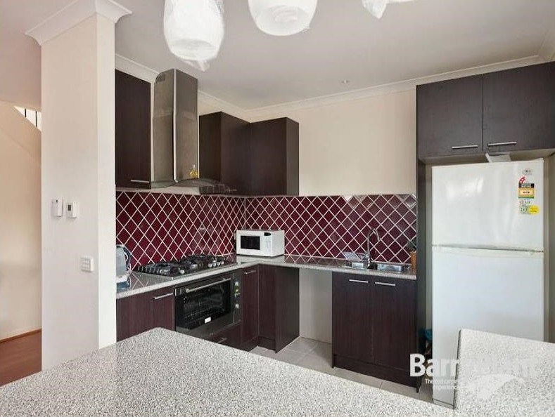 3/8 Anthony Street, Dandenong North, VIC 3175 - Thumbnail 2 - 24/05/2019