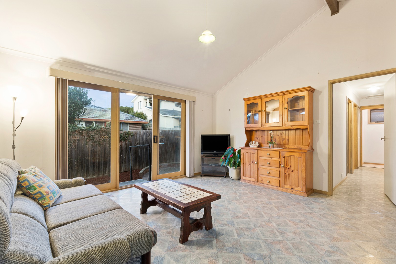 2/42 Carrathool StreetBulleen, VIC 3105, Bulleen - Thumbnail 2