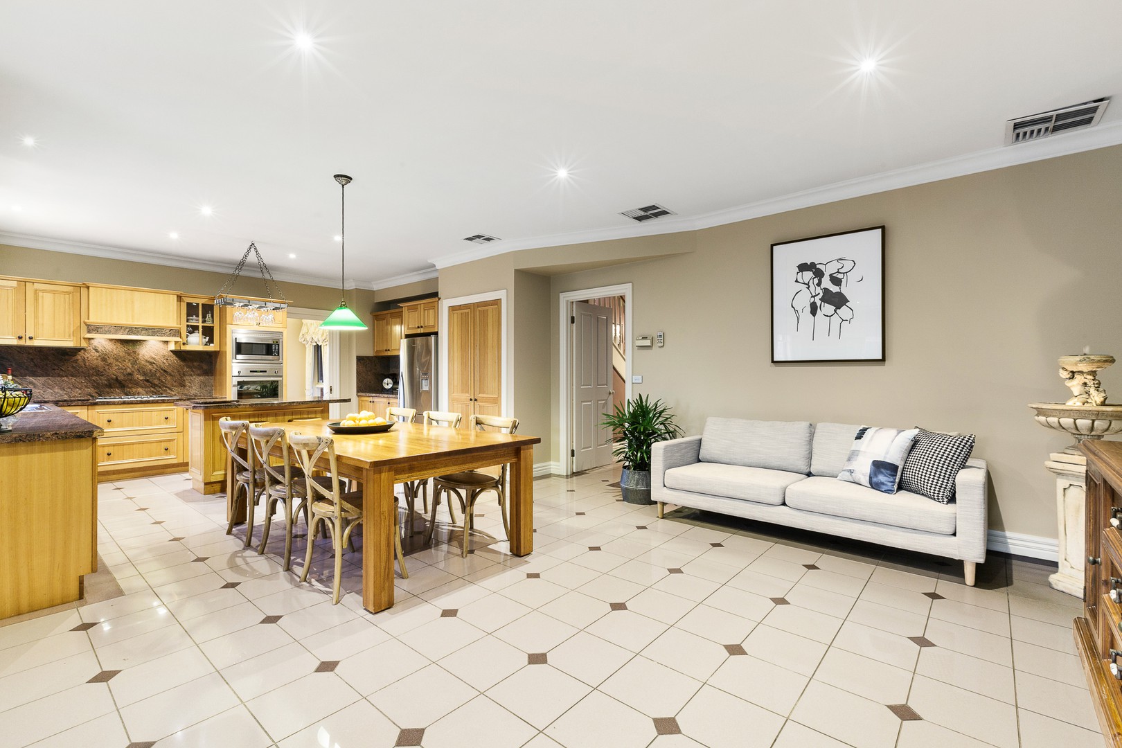 37 Langham Gardens, Wilson, WA, 6107, Wilson - Thumbnail 4