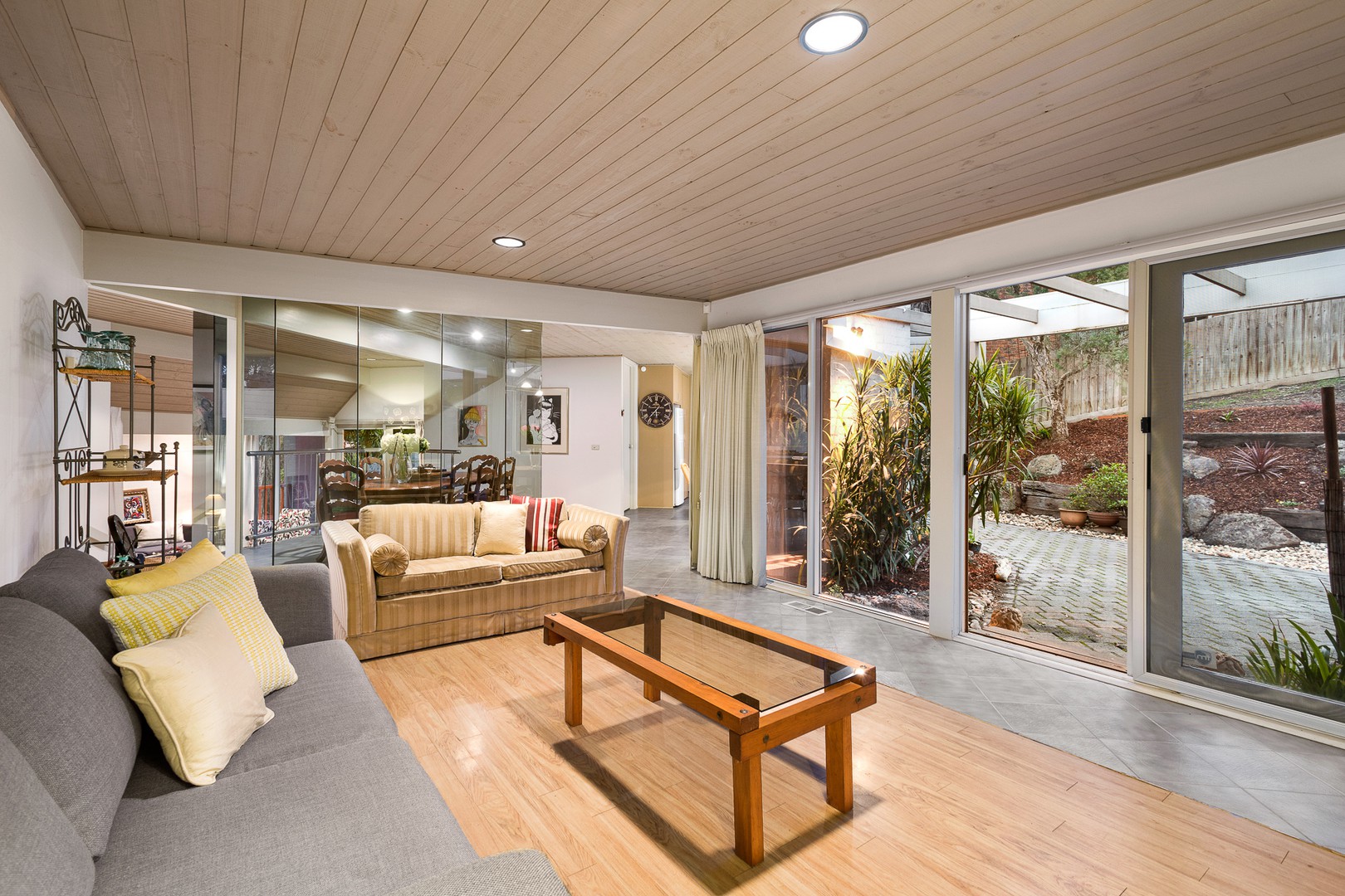 6 Dellview CourtDonvale, VIC 3111, Donvale - Thumbnail 4