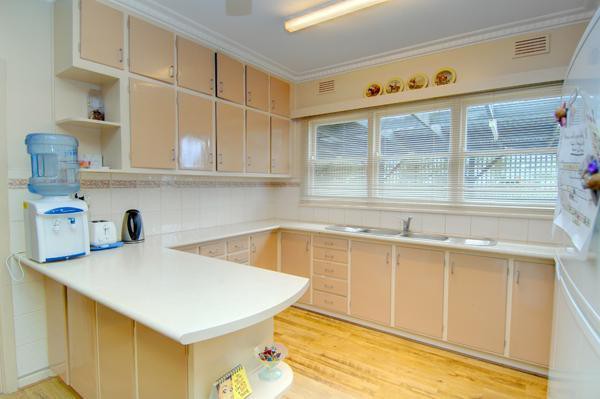 29 Birdwood Avenue, Sebastopol, VIC 3356 - Thumbnail 2 - 24/05/2019