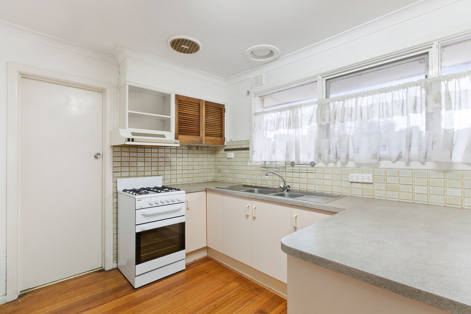 58 Devon DriveDoncaster East, VIC 3109, Doncaster East - Thumbnail 5