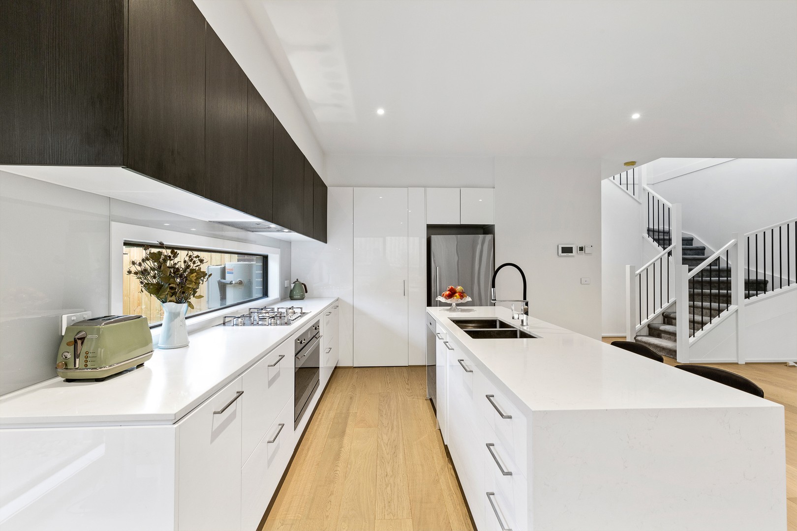 7/4 Vicki Court, Doncaster East, VIC 3109, Doncaster East - Thumbnail 2