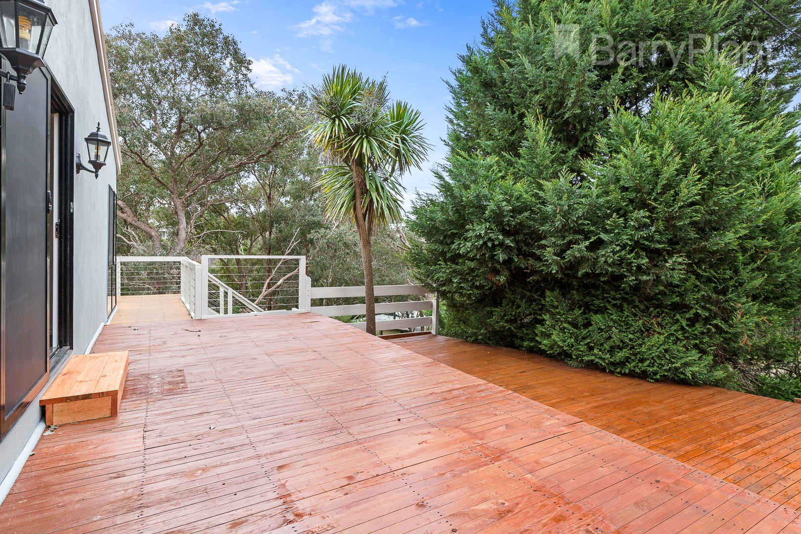 123 Lambert Street, Diamond Creek, VIC 3089 - Thumbnail 2 - 19/05/2019