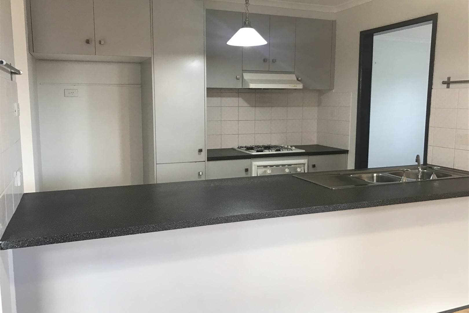 10 Morey Court, Roxburgh Park, VIC 3064 - Thumbnail 2 - 14/08/2017