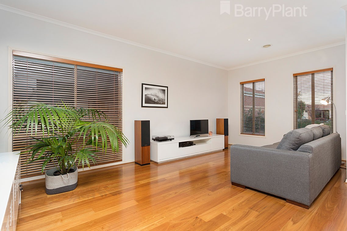 12 Birkett Court, Altona Meadows, VIC 3028 - Thumbnail 1 - 19/05/2019